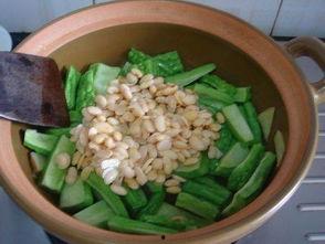 凉瓜粉怎么吃才好吃呢视频,轻松学会家常凉瓜粉做法