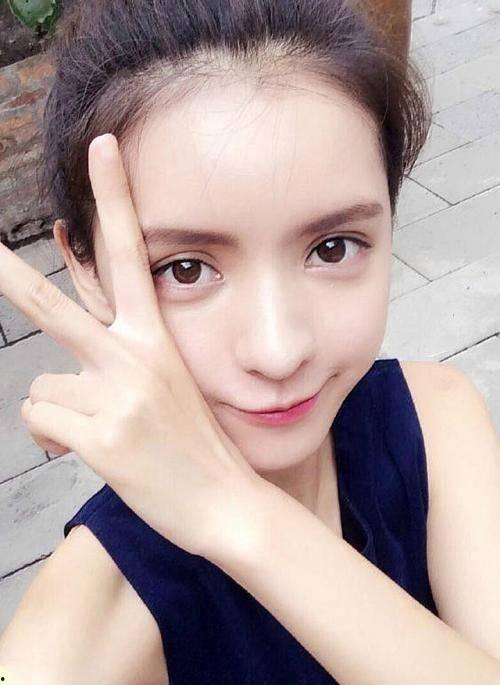 王钟瑶吃瓜视频哪里找,热门话题背后的真相