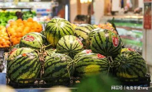 酒吧吃瓜视频素材大全,揭秘热门视频素材背后的故事