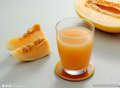 宝宝吃哈密瓜刮泥好吗视频,营养美味两不误